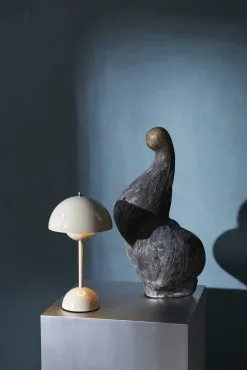 &Tradition Flowerpot Portable Tafellamp VP9 -Lampen 46862 03 6 EnvironmentImage f6440459f2