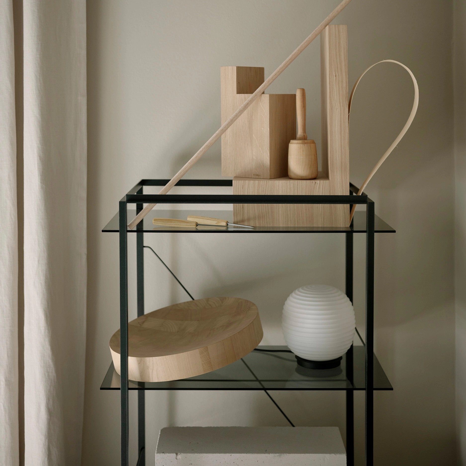 New Works Lantern Globe Tafellamp Small 3 New Works Lantern Globe Tafellamp Small - Afbeelding 3