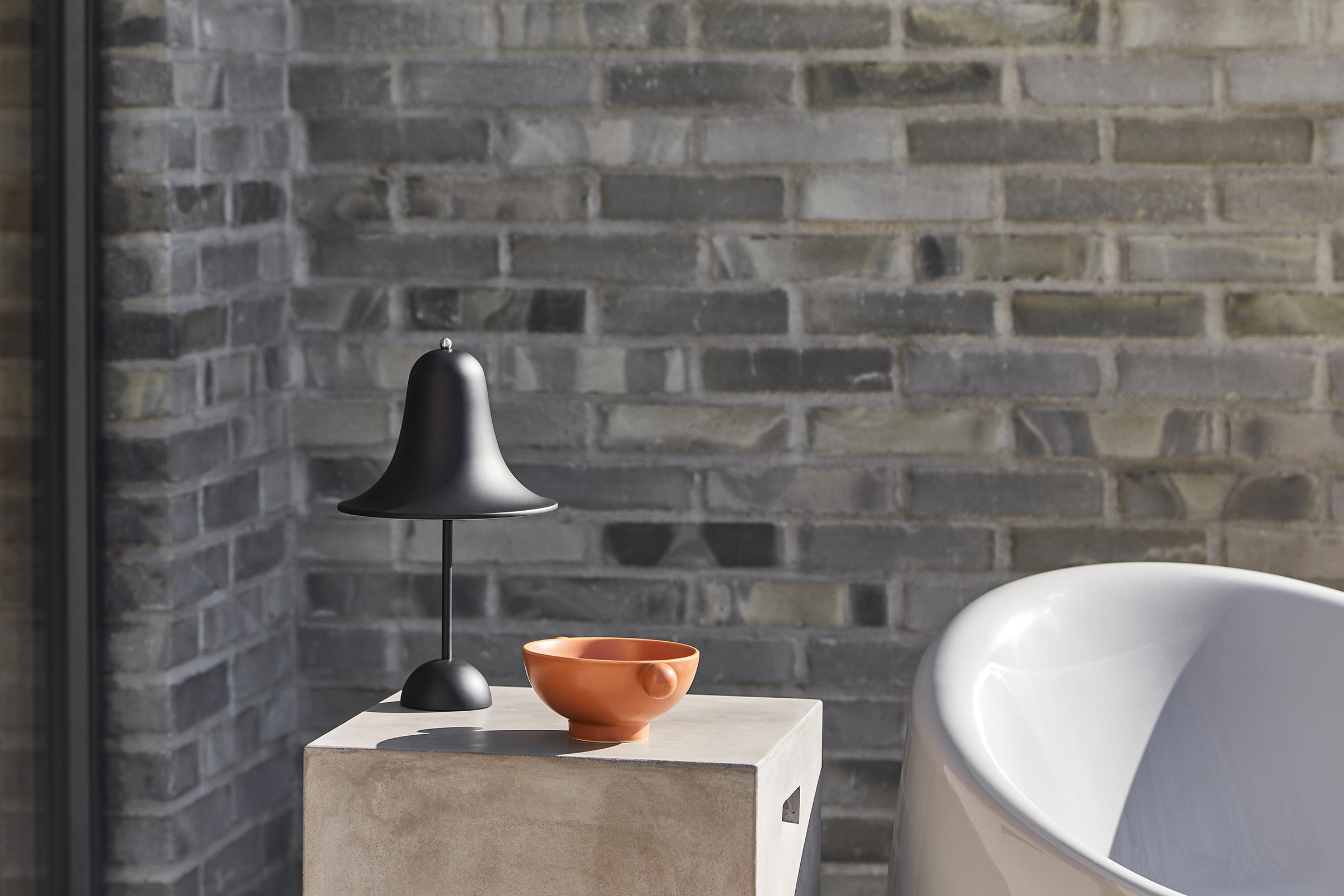 Verpan Pantop Portable Tafellamp 30 Cm 2 Verpan Pantop Portable Tafellamp 30 Cm - Afbeelding 2