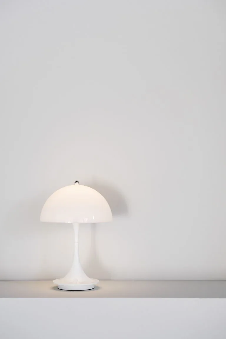 Louis Poulsen Panthella Portable Tafellamp V2 3 Louis Poulsen Panthella Portable Tafellamp V2 - Afbeelding 3