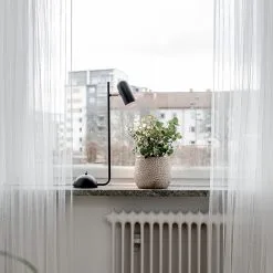 Globen Lighting Swan Tafellamp -Lampen Swan bordslampa svart miljo 1 3dcd8f2603